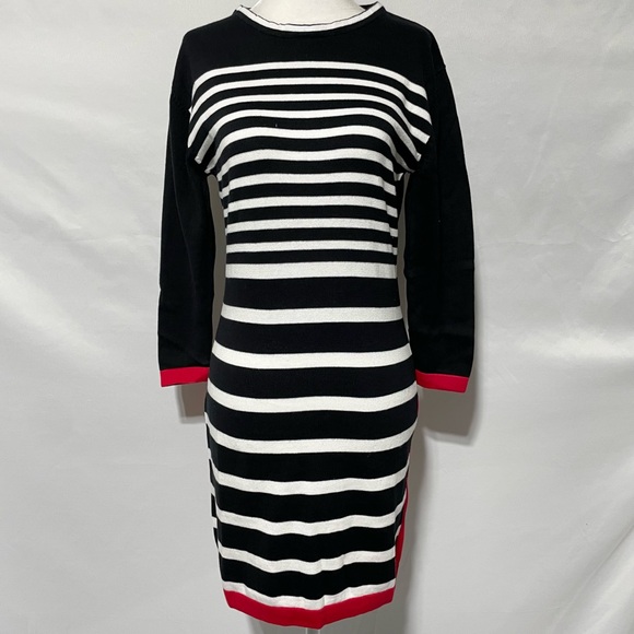 New Area Stars Color Block Stripe Mini Sweater Dress Black White Red Size Small - Picture 6 of 16